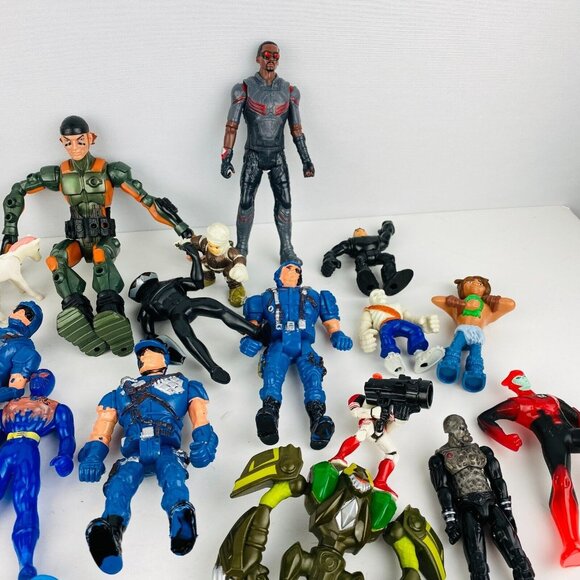 Pretend Play Action & Character Kids Toy Lot FP Star Wars Hasbro Marvel Toys - Picture 4 of 10